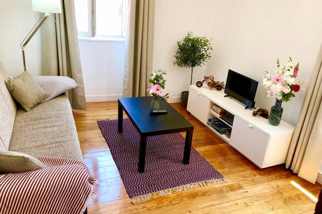 32 3 - Lisbon City Life Private Apartment, Bairro Alto Экстерьер фото