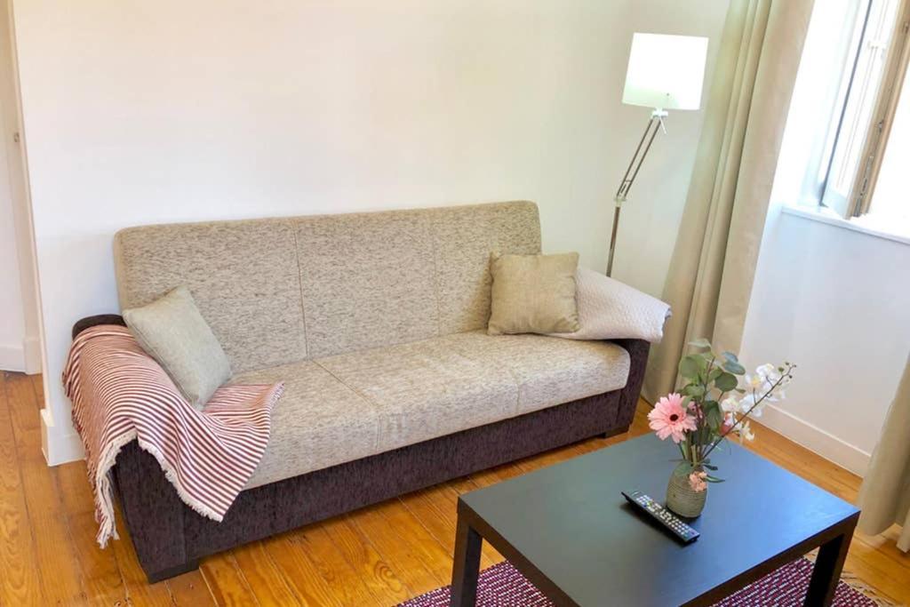 32 3 - Lisbon City Life Private Apartment, Bairro Alto Экстерьер фото